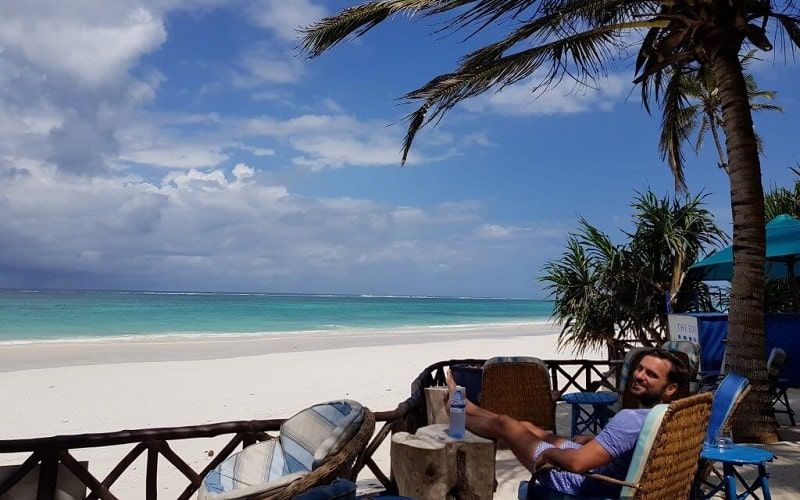 Diani blue